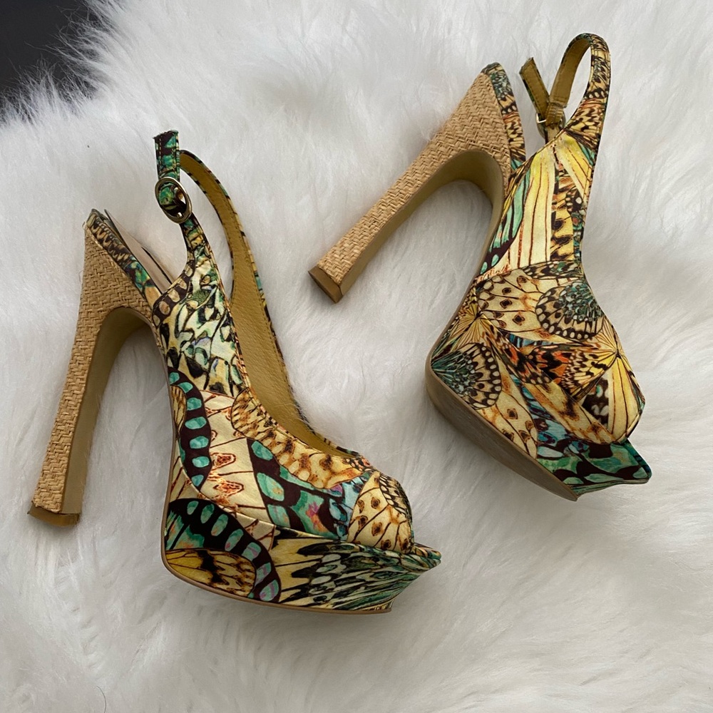 Butterfly heels
